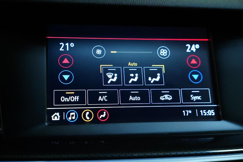 Opel Insignia - fotka 21 z 26