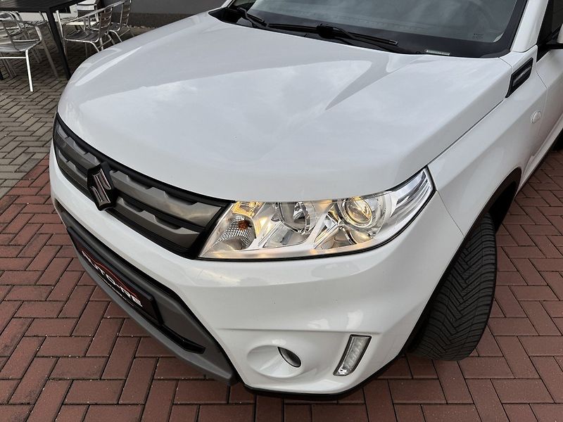 Suzuki Vitara (2017) 1.6iVVT Navi Digi Klima Kamera - fotka 35 z 50