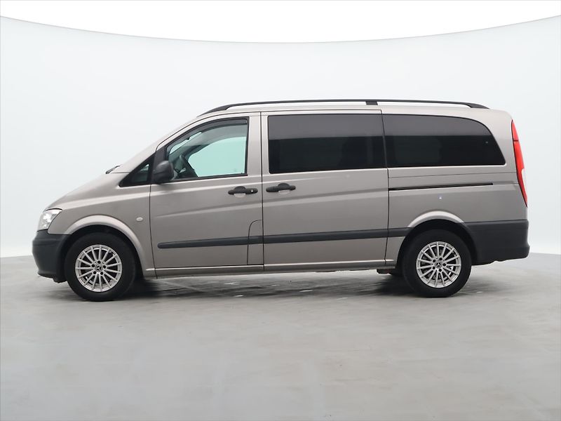Mercedes-Benz Vito 3,0 165 kW, 6 míst, Automat - fotka 4 z 25