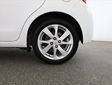 Toyota Yaris (2015) 1.5 Hybrid, Automat - náhled 18