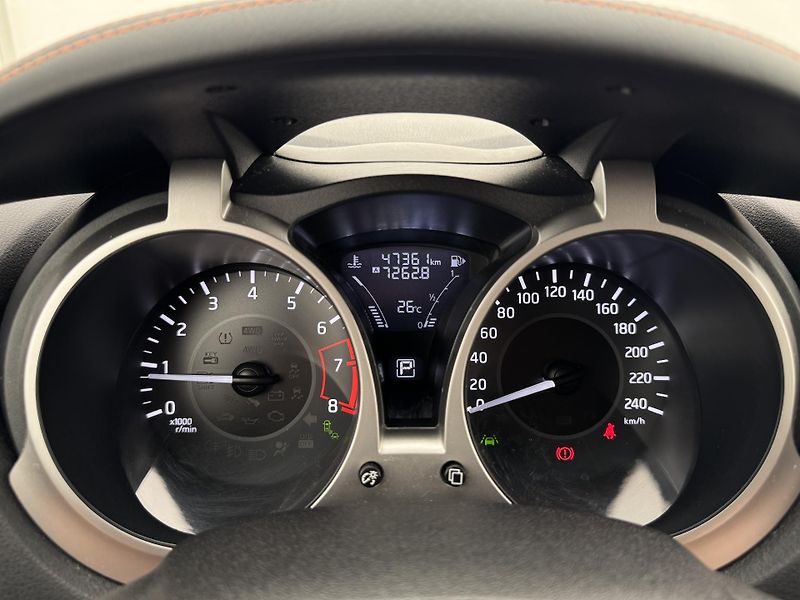 Nissan Juke 1.6i*83kw*AUT*CZ*1-MAJ*DPH* - fotka 18 z 32