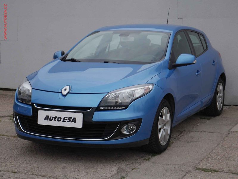 Renault Mégane (2013) 1.2 TCE, ČR, autoAC, temp - fotka 3 z 17