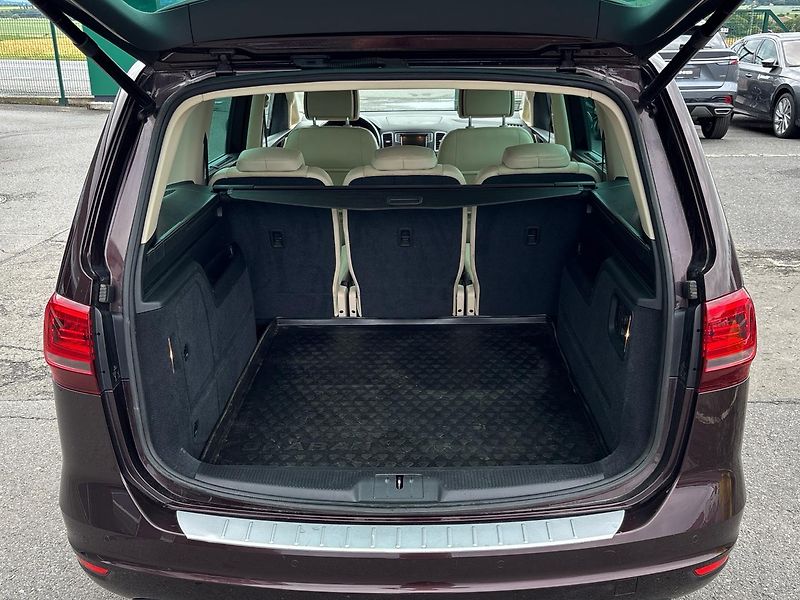 Volkswagen Sharan 4Motion, Highline - fotka 10 z 25