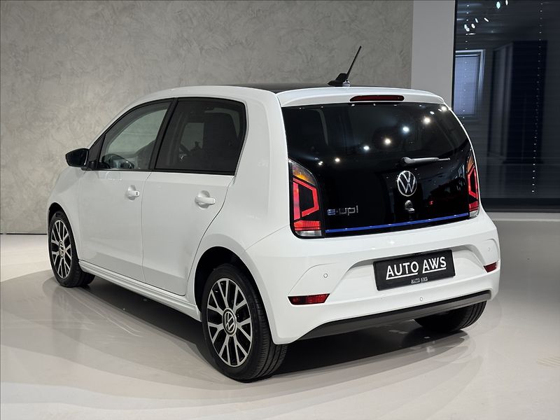 Volkswagen e-up! 61kW Style LED Kamera APP - fotka 11 z 45