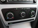 Škoda Octavia (2011) Ambiente 1.2 TSI, Serv.kniha - náhled 15