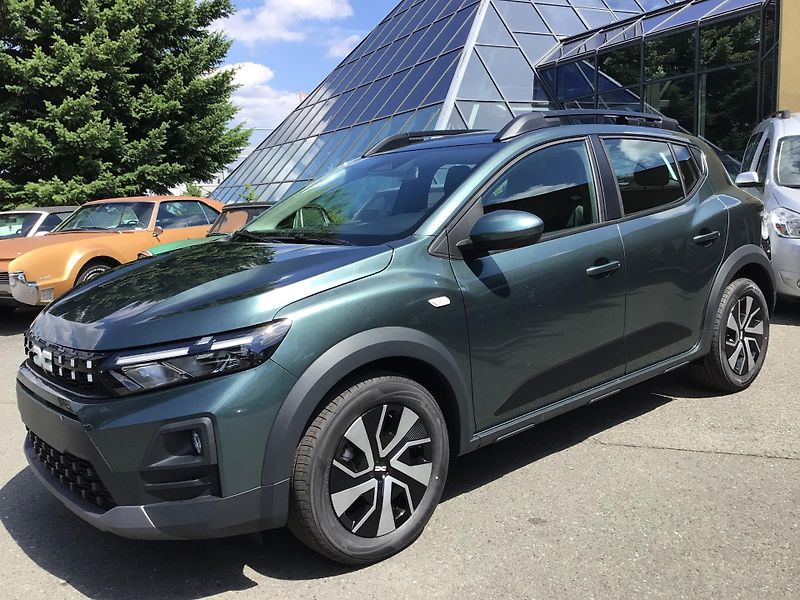 Dacia Sandero (2026) STEPWAY KAMERA VYHŘ. SEDAČKY - fotografie inzerátu