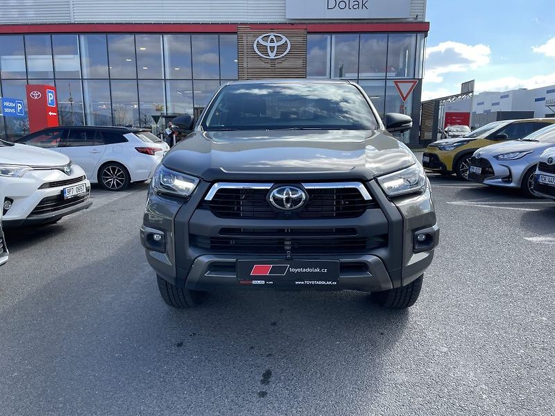 Toyota Hilux 2.8D Invincible ODBĚR 3/2027 - fotka 9 z 31