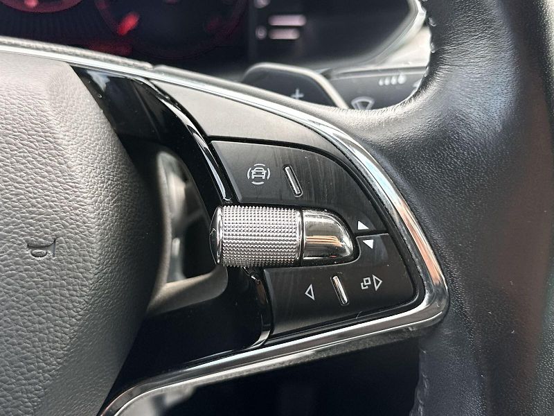 Škoda Superb (2022) Combi 2.0 TDI DSG Style - fotka 21 z 33
