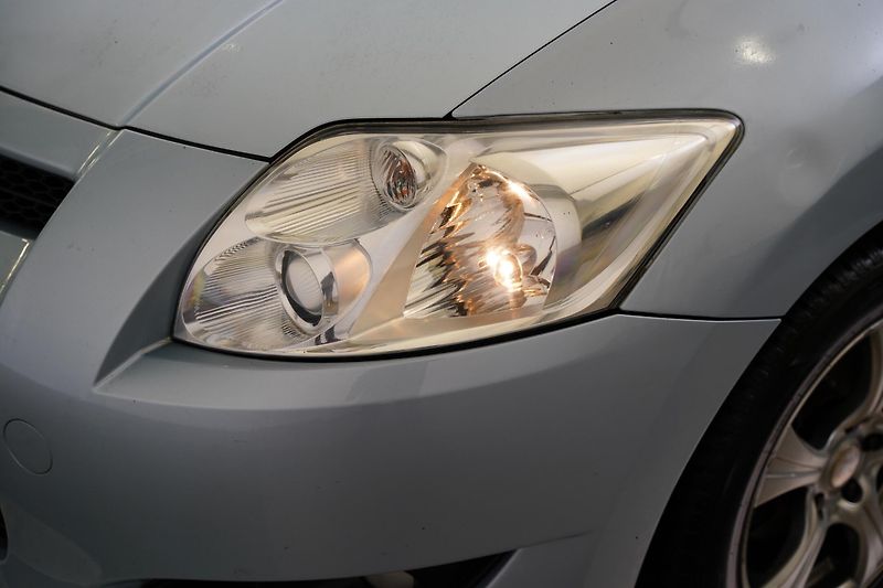 Toyota Auris - fotka 9 z 20