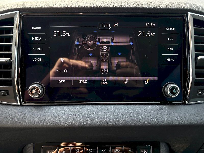 Škoda Karoq (2019) 1.6 TDI / 85kW / AMBITION - fotka 16 z 32