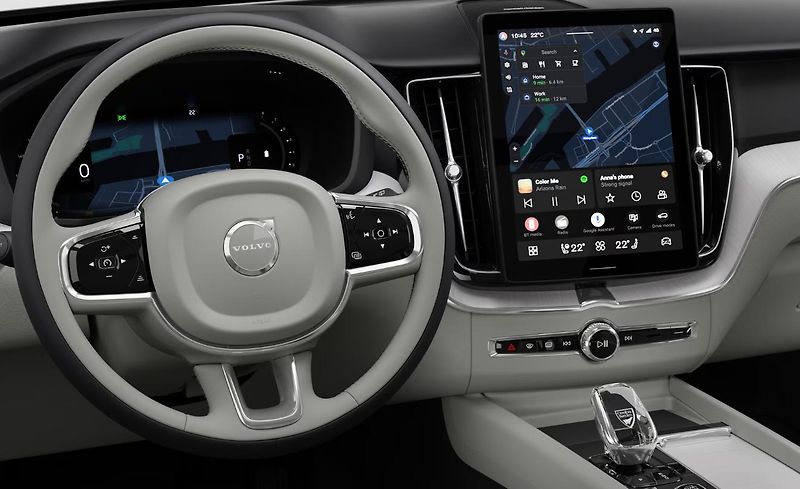 Volvo XC60 (2026) B5 AWD PLUS DARK - fotka 13 z 15
