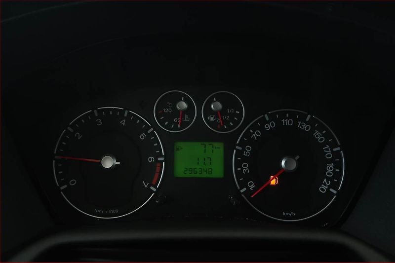Ford Fusion (2007) 1.4, po STK, Klima, rezervace - fotka 11 z 15