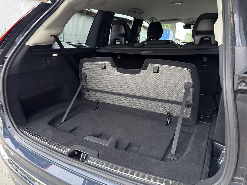 Volvo XC90 B5 AWD PLUS BRIGHT // +kola  - fotka 19 z 50