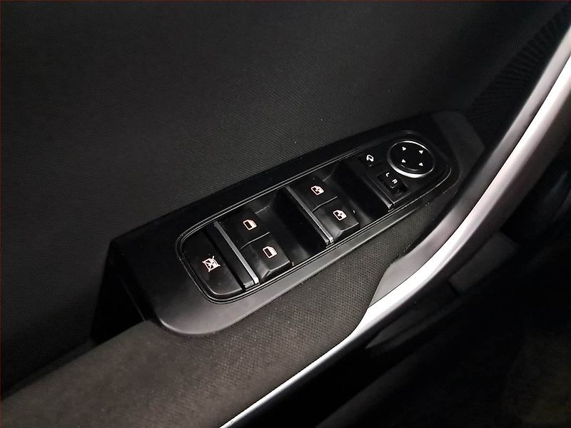 Kia Ceed (2022) 1.6 CRDi, Serv.kniha, Navi - fotka 21 z 21