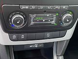 Škoda Yeti (2015) 2.0 TDi, Ambition, TZ - náhled 15