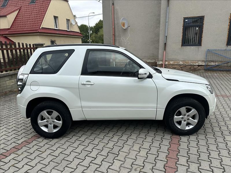 Suzuki Grand Vitara 1,6 4x4 1.majitel - fotka 2 z 22