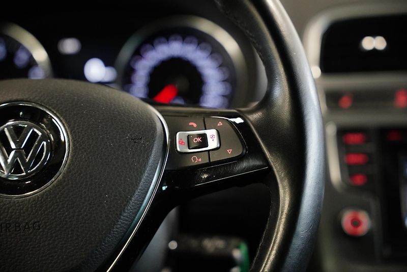 Volkswagen Polo - fotka 16 z 27