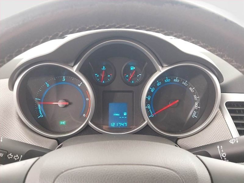 Chevrolet Cruze (2010) 2.0 VCDi, Serv.kniha - fotka 11 z 17
