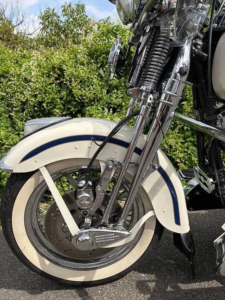 Harley-Davidson FLSTS Heritage Springer (1997) - fotka 13 z 16