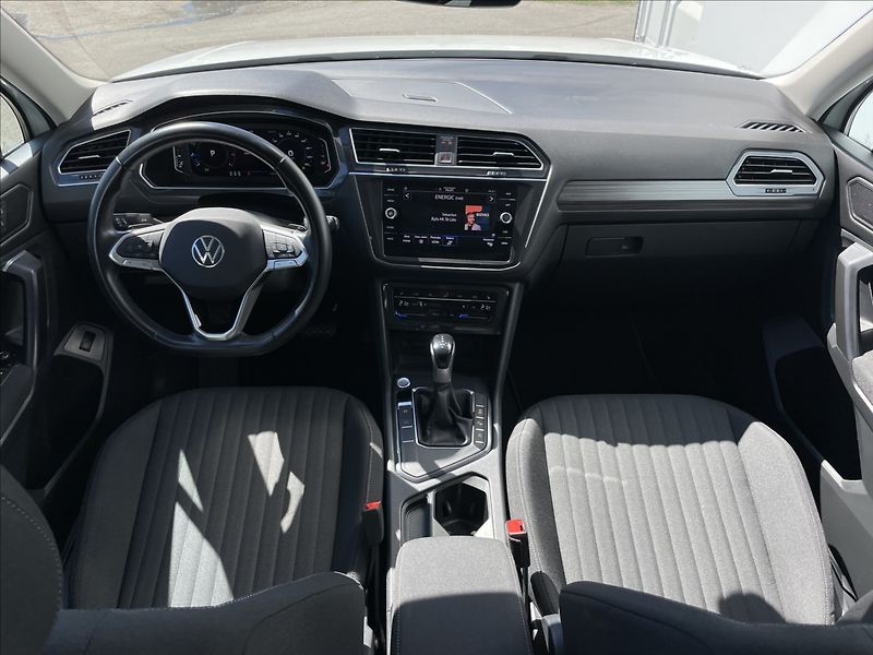 Volkswagen Tiguan Allspace 1,5 TSI DSG Life ACC+NAVI+PDC - fotka 6 z 23