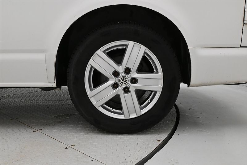 Volkswagen Caravelle 2,0 TDI 132kW Manuál Tažné Zár - fotka 31 z 31