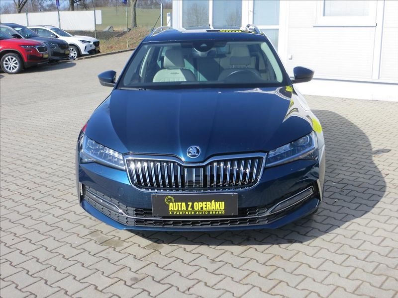 Škoda Superb 2,0 TDI 147kW 4x4 L&K DSG ČR - fotka 2 z 33