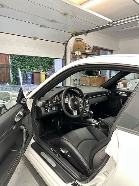 Porsche 911 (2005) Carrera S, 22 245km!!  - fotka 20 z 21