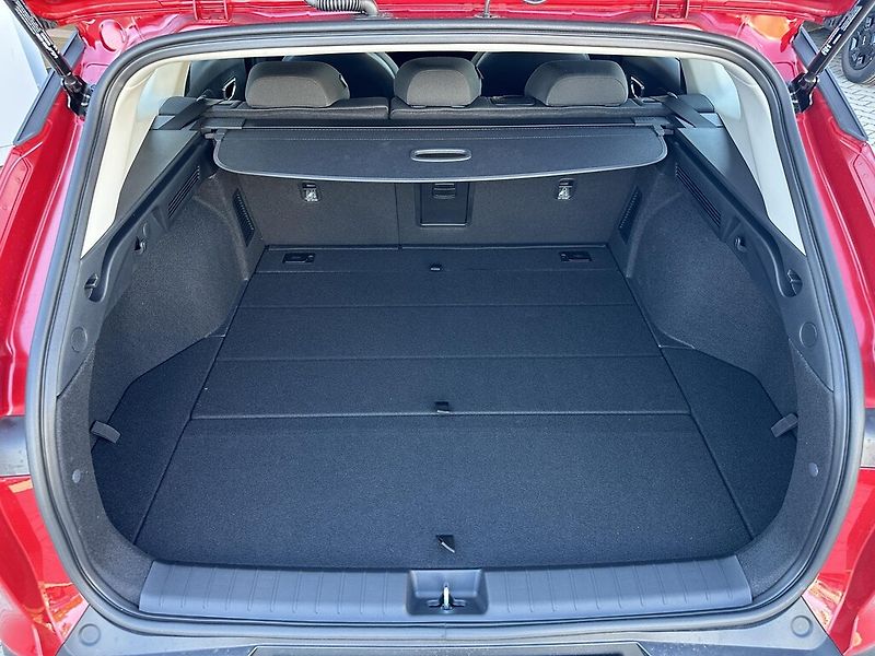 Kia K4 Sportswagon (2026) 1,6 T-GDi 7DCT 110 kW SPIN - fotka 6 z 6