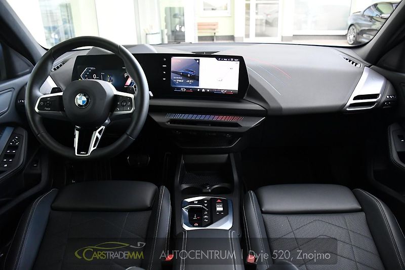 BMW Řada 1 118d M-SPORT 1M ČR - fotka 20 z 54