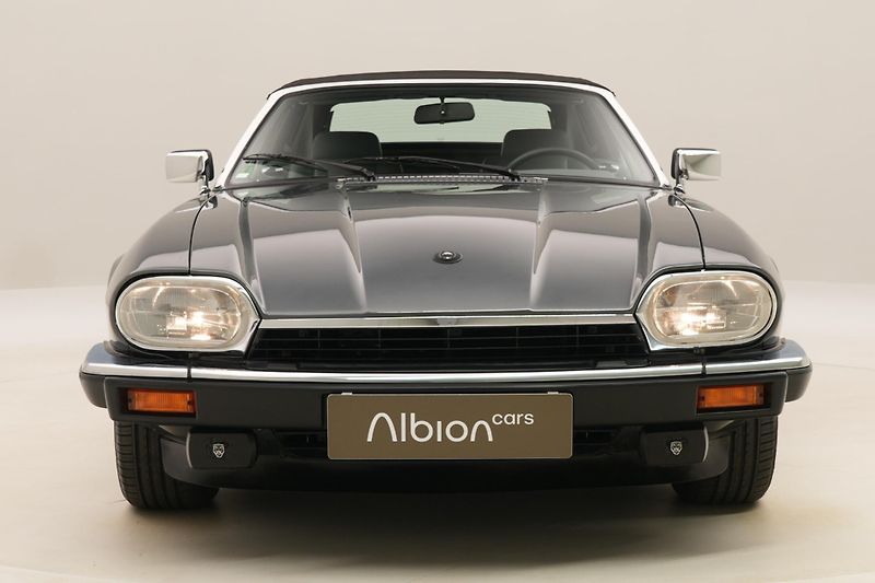 Jaguar XJS CONVERTIBLE 4.0 R6 AUT 1.maj - fotka 40 z 42