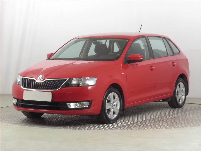 Škoda Rapid (2017) Spaceback 1.2 TSI, Serv.kniha - fotka 2 z 20