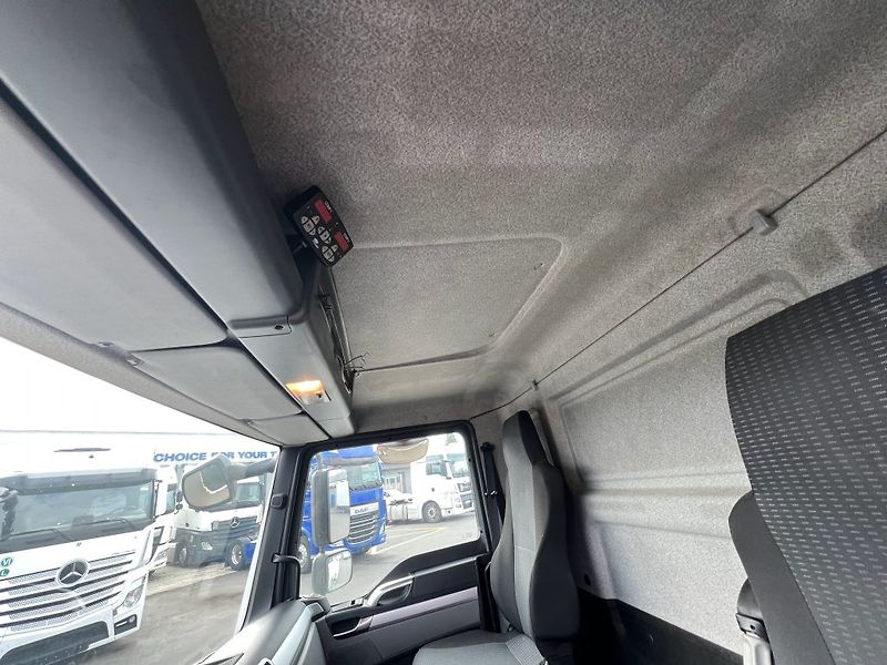MAN TGL12.220 EURO 6 Carrier Xario - fotka 18 z 20