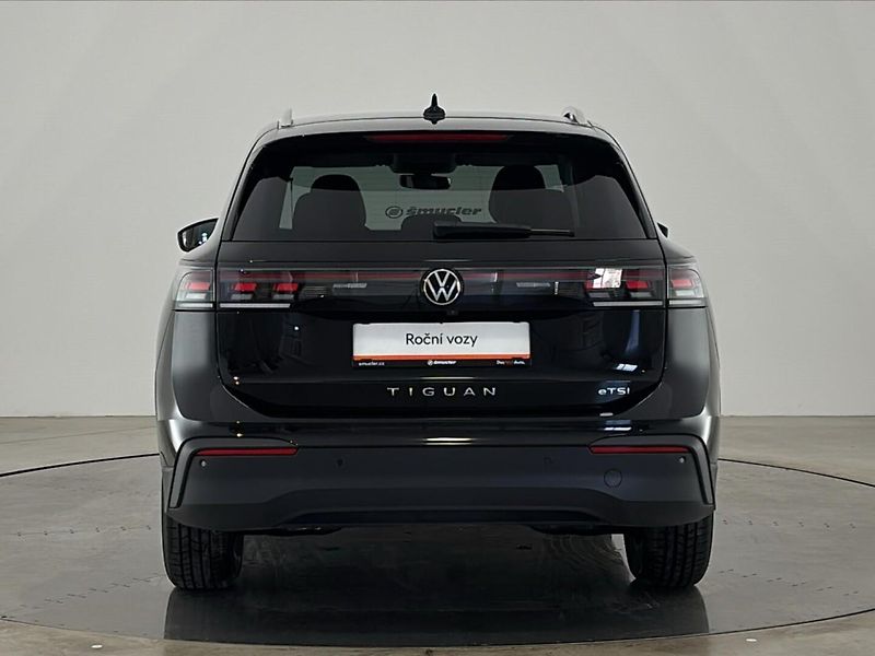 Volkswagen Tiguan People DSG - fotka 17 z 31