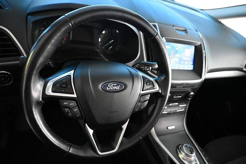 Ford Galaxy (2021) 2.0 7 Míst Kamera Business 8AT - fotka 15 z 31