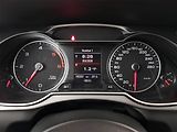 Audi A4 (2014) Attraction 2.0 TDI, Navi - náhled 11