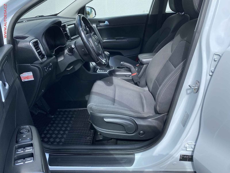 Kia Sportage (2016) 1.6 GDi, 1.maj,ČR, Active - fotka 9 z 20