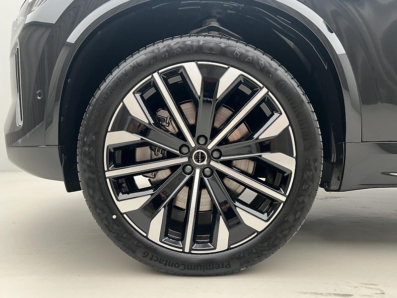 Volvo XC90 (2026) T8 AWD AUT RECHARGE DARK PLUS - fotka 17 z 49