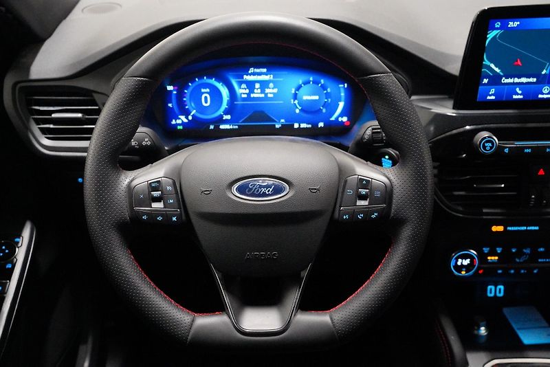 Ford Kuga - fotka 17 z 28