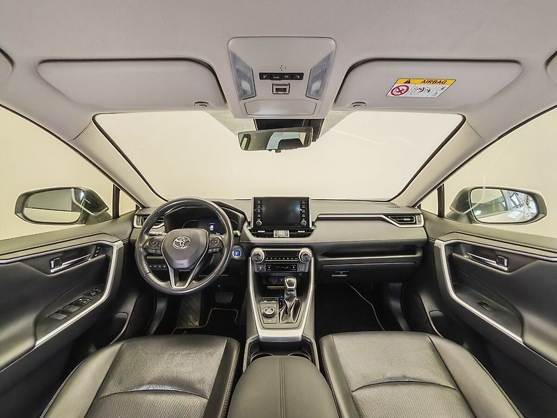 Toyota RAV4 Executiv, 4x4, Hybrid - fotka 13 z 43