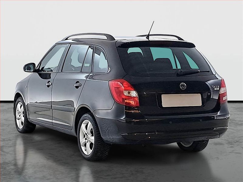 Škoda Fabia (2009) 1.4 16V, nová STK - fotka 4 z 17