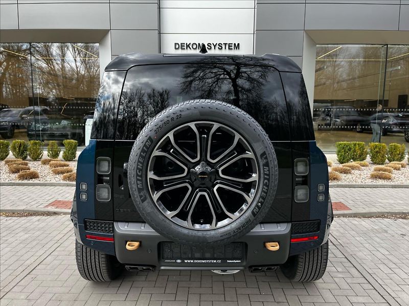 Land Rover Defender (2026) 4,4 110 OCTA P635 V8 AWD - fotka 7 z 24