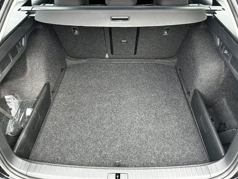 Škoda Octavia (2024) Combi 2.0 TDI 85kW MP6 Selecti - fotka 29 z 34