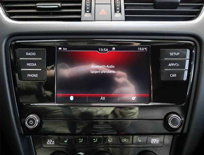 Škoda Octavia (2018) RS 2.0 TDI 4x4 DSG, 4X4 - fotka 17 z 25