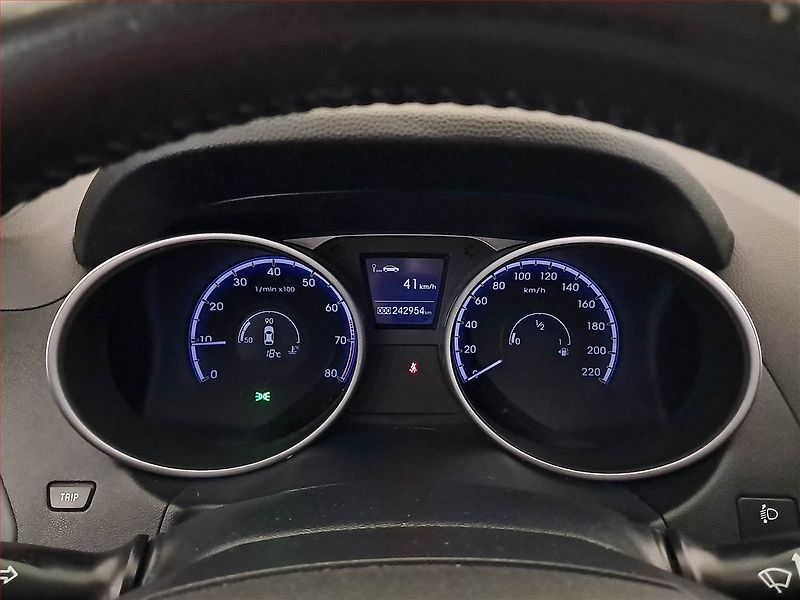 Hyundai ix35 (2012) 1.6 GDI, Serv.kniha, Tempomat - fotka 11 z 20