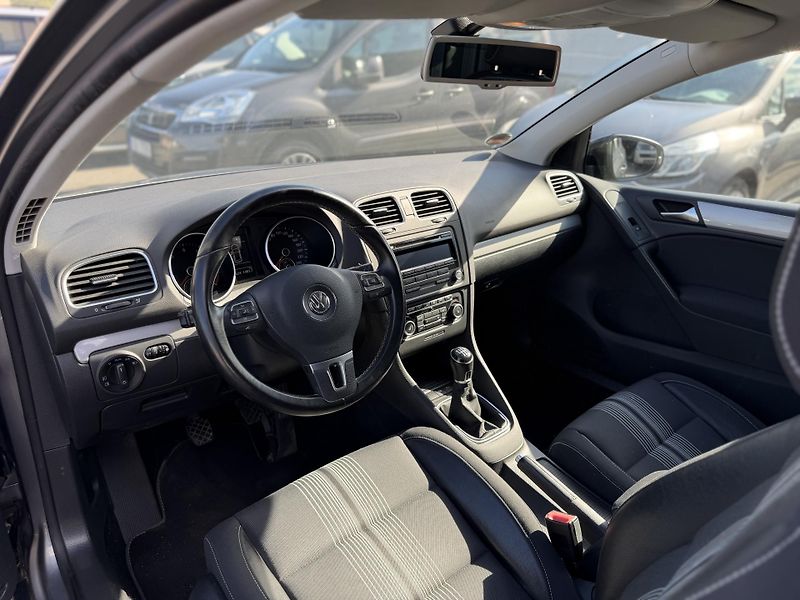 Volkswagen Golf 1.4 TSi ,90kw - fotka 4 z 10