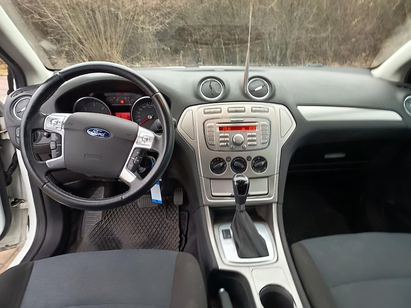 Ford Mondeo (2008) 2.0 TDCI Aotomat! - fotka 26 z 31