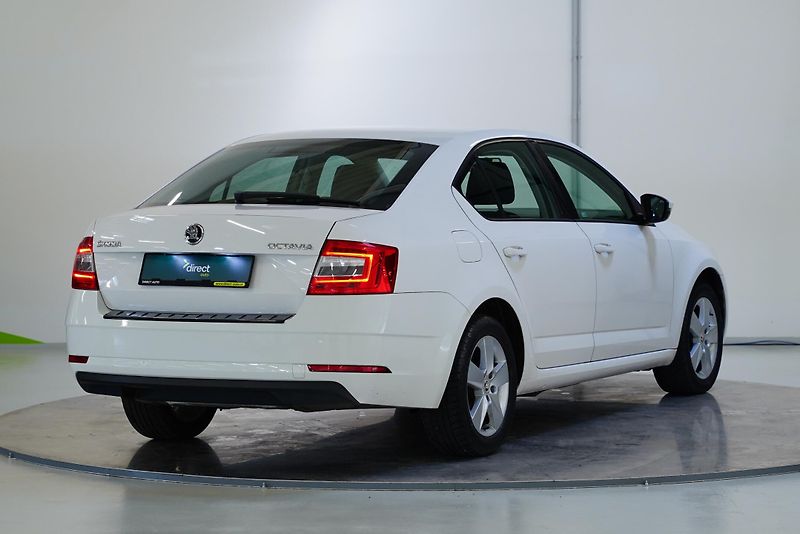 Škoda Octavia - fotka 2 z 22