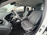 Mercedes-Benz GLA 180 d - náhled 27