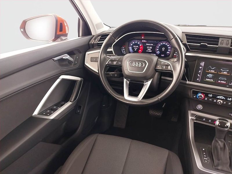 Audi Q3 (2020) basis 35 TFSI - fotka 7 z 26