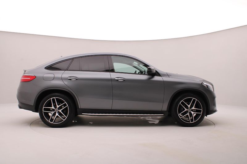 Mercedes-Benz GLE 350d 4MATIC AMG AUT CZ - fotka 13 z 53